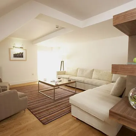 Hotel Abode 4*