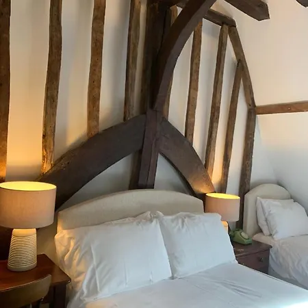 Inn The Maidens Chambers