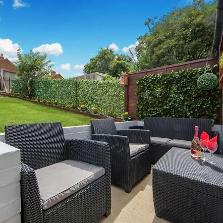Holiday home Cosy 3 Bedroom House - Private & - Ultra Wifi