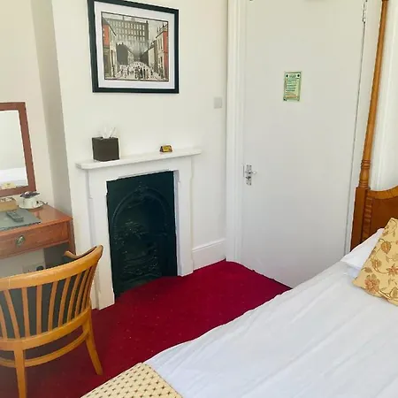 And Apartment's 3*
