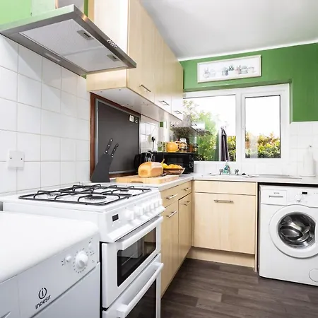 Perfect For Contractors - - Free Parking - Ultra Wifi * Cantorbéry