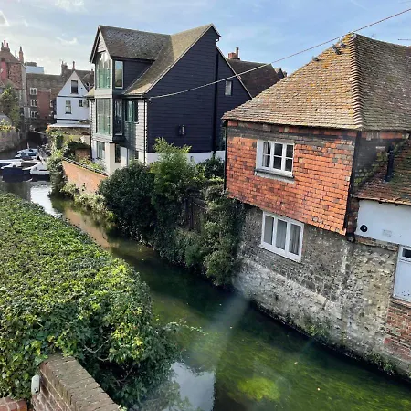 Heart Of Canterbury River Side Cottage Villa Canterbury