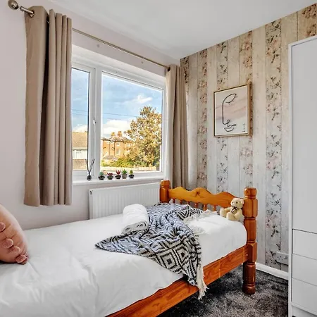 Perfect For Contractors - - Free Parking - Ultra Wifi Cantorbéry