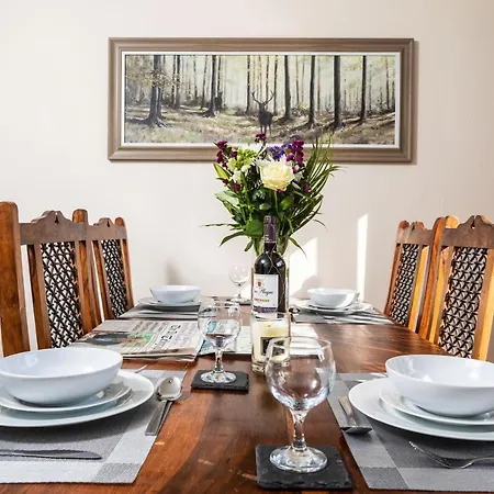 Perfect For Contractors - - Free Parking - Ultra Wifi Cantorbéry