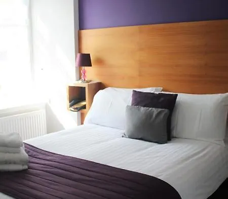 Hotel Cathedral 4*