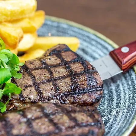 Inn The Millers Arms 4*