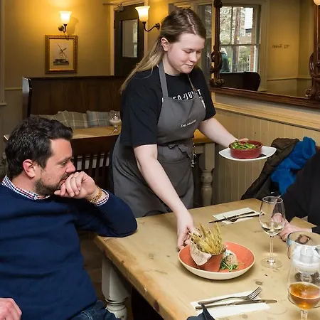 Inn The Millers Arms 4*