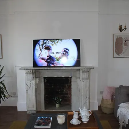 Homestay With Free Car Park Onsite And High Speed Wifi
