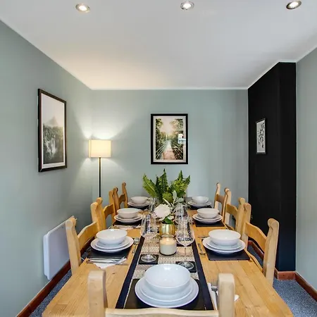 Hébergement de vacances New! Peaceful 4 Bed - Quiet And Cosy
