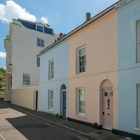 Holiday home Pass The Keys Stunning Georgian In The
