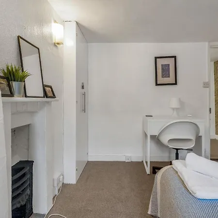 Holiday home Pass The Keys A Period Building In The Heart Of *