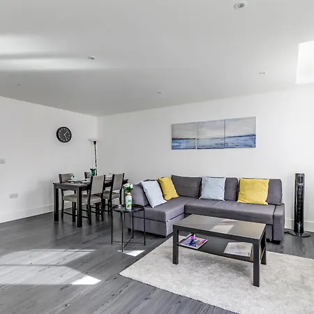 Exceptionally Spacious * Cantorbéry