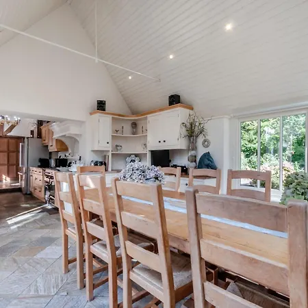 Holiday home Perry Farm By Bloom