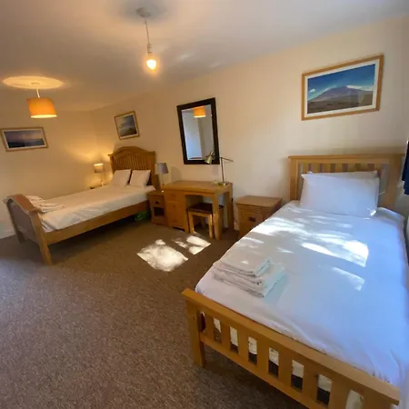 Plumpton Walk Guest house *