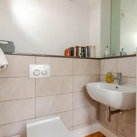 Modern Centre House With Free Parking * Cantorbéry