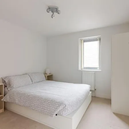 Appartement Modern Centre House With Free Parking Cantorbéry