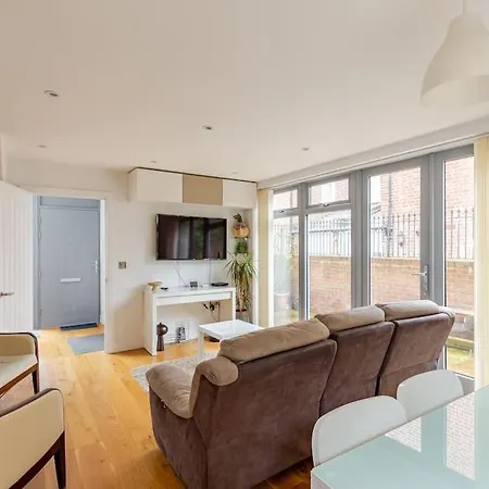 Modern Centre House With Free Parking * Cantorbéry