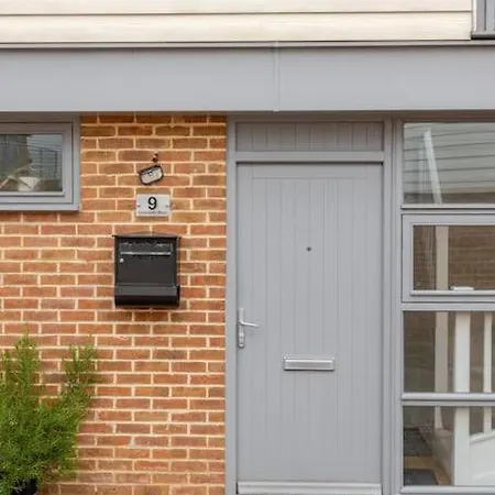 Modern Centre House With Free Parking * Cantorbéry