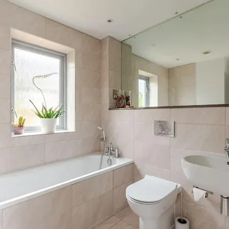 Appartement Modern Centre House With Free Parking *
