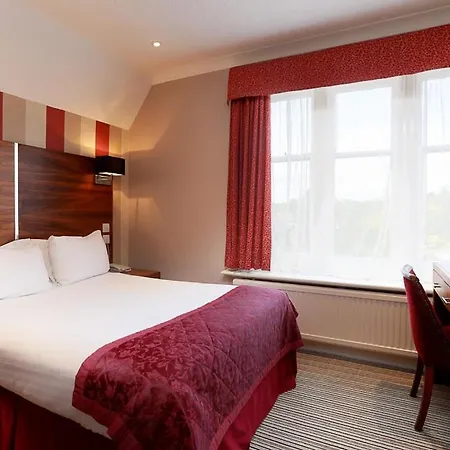 The Victoria 3*