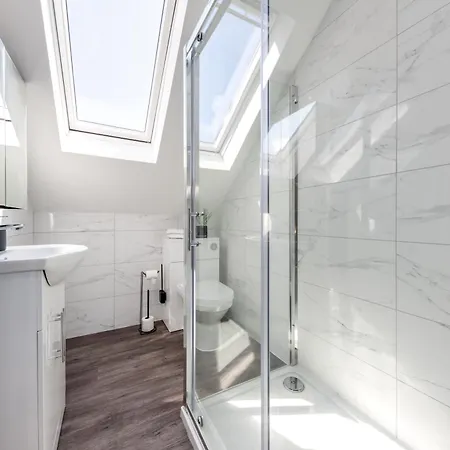 Apartment Spacious Centre Penthouse Gem - Cathedral Views!