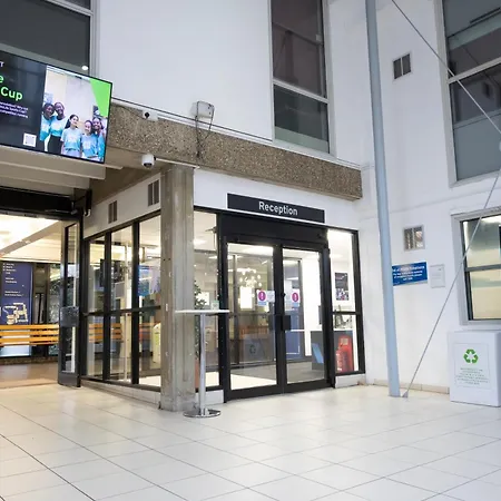 Keynes College 3* Canterbury