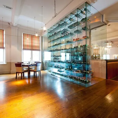 Abode Hotel 4*