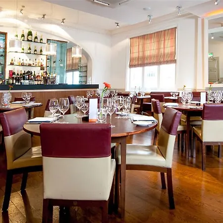 Abode Hotel 4*