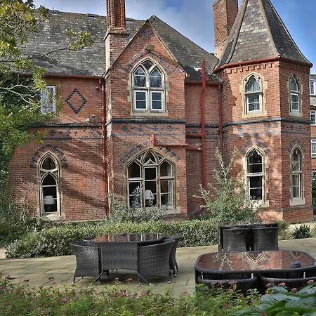 Western Abbots Barton 3* Canterbury