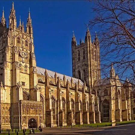 The Victoria Canterbury
