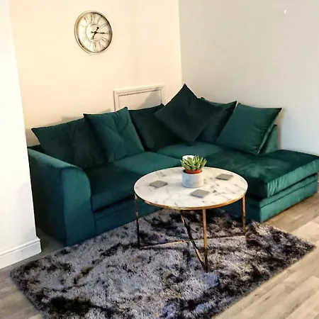 Charming 3-bed House