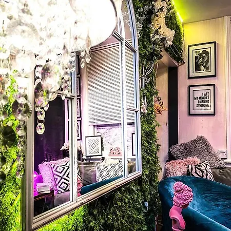 Lush Boutique Hotel 4*
