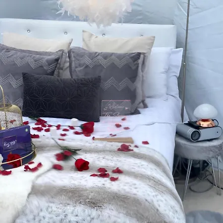 Lush Boutique 4*