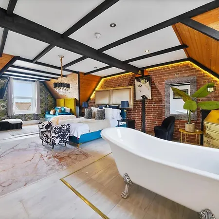 Lush Boutique Hotel