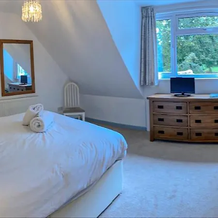 Springfields - Annex With Two Double Bedrooms In A Rural British Village