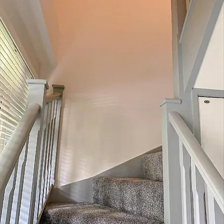 Springfields - Annex With Two Double Bedrooms In A Rural British Village Canterbury