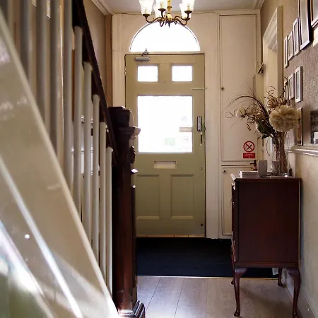 The Coach House 4* Canterbury