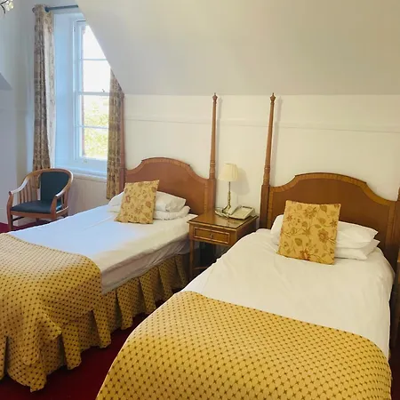 And Apartment's 3* Canterbury