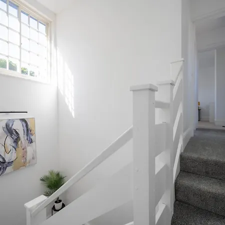 4-bedroom