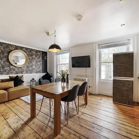 Apartment St Peters Centre Retreat With Parking Canterbury