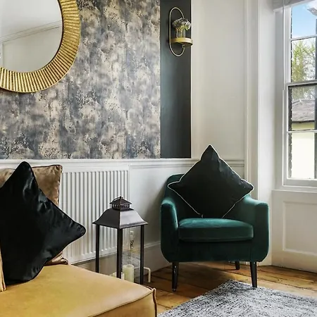 St Peters Centre Retreat With Parking * Canterbury