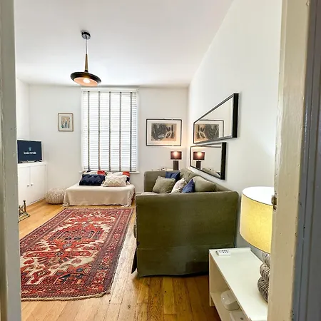 New Cossington House - Centre 3 Bedroom - Sleeps 6 Hébergement de vacances *