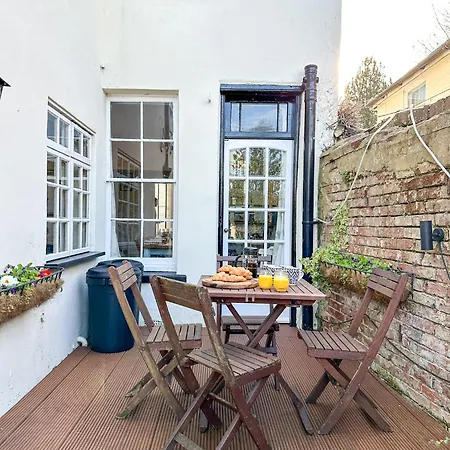 Hébergement de vacances New Cossington House - Centre 3 Bedroom - Sleeps 6