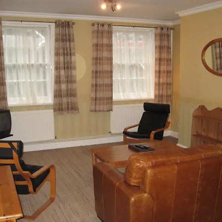 And Apartment's 3* Canterbury