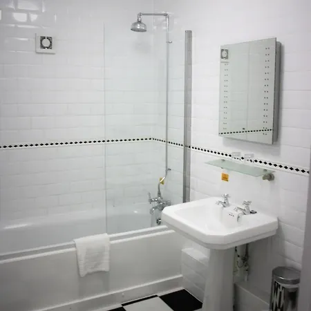 Thanington Hotel 3*