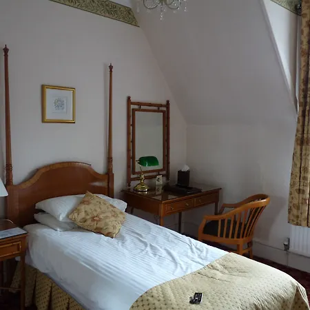 Hotel And Apartment's 3*