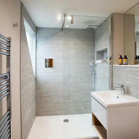 West House, 36a Whitstable Road Apartment Canterbury